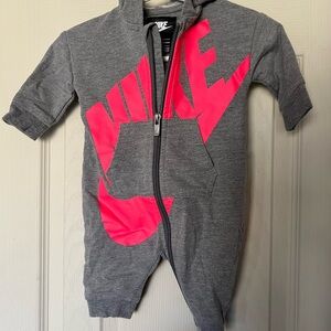 3 month old Nike Kids Gray and Hot Pink Girls Jumper